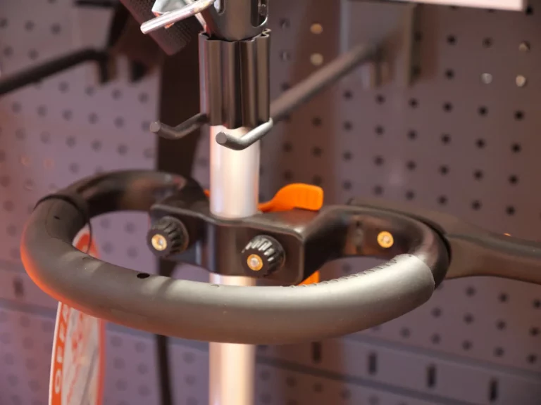Poignet ronde débroussailleuse STIHL chez Défi-Mat Jardin