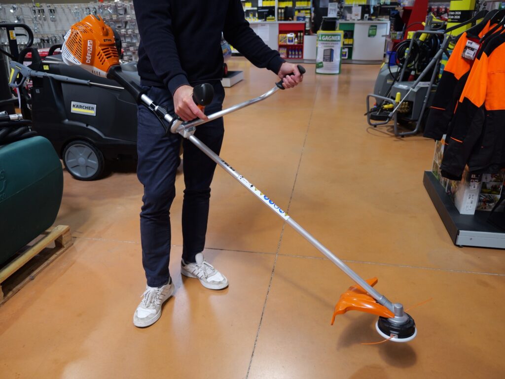Débroussailleuse STIHL FS70 - Défi-Mat Jardin