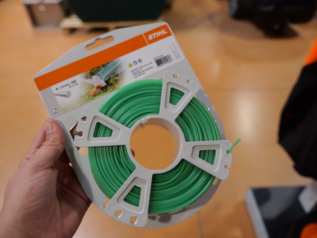 Fil débroussailleuse STIHL chez Défi-Mat Jardin