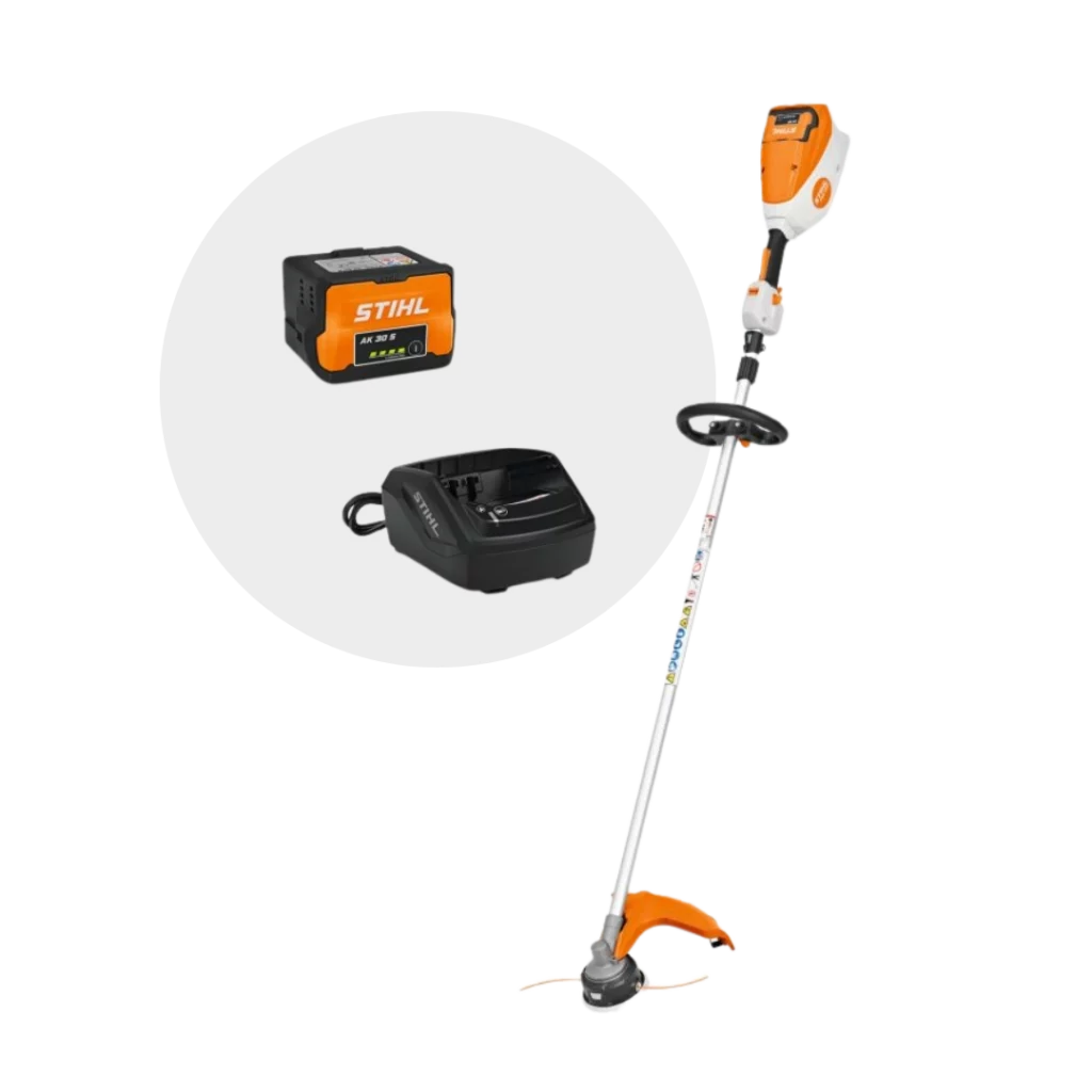 Débroussailleuse à batterie STIHL FSA 80 R PACK avec batterie et chargeur, disponible chez Défi-Mat Jardin.