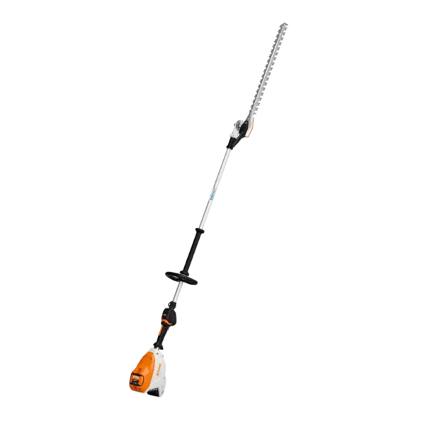 Taille-haies sur perche à batterie STIHL HLA 140 pour les haies hautes, disponible chez Défi-Mat Jardin.