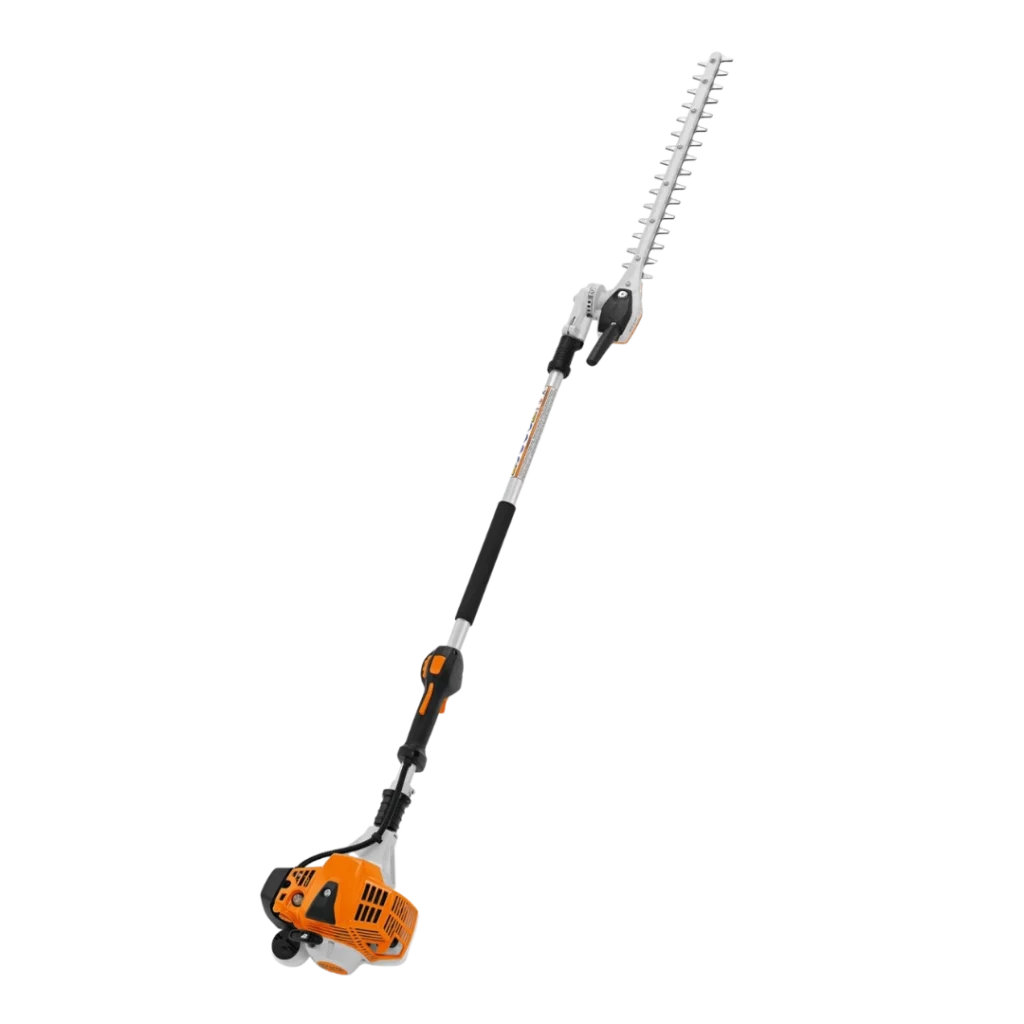 Taille-haies sur perche thermique STIHL HL 94 C-E avec tube long pour l'entretien des haies hautes, disponible chez Défi-Mat Jardin.