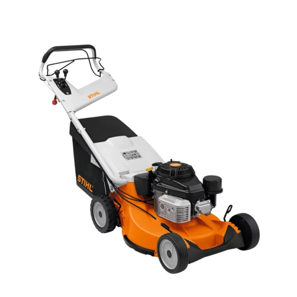 Tondeuse thermique professionnelle STIHL RM 756 YC avec transmission hydrostatique, disponible chez Défi-Mat Jardin.